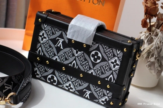AAA Replica Ru 1854 LOUIS SINCE PETITE MALLE VUITTON 0820